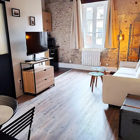 Charming In The Historic Heart Of Peace And Authenticity