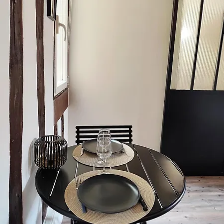 Charming In The Historic Heart Of Peace And Authenticity Apartmán *