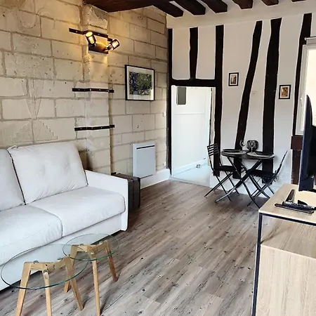 Charming In The Historic Heart Of Peace And Authenticity * Senlis (Oise)
